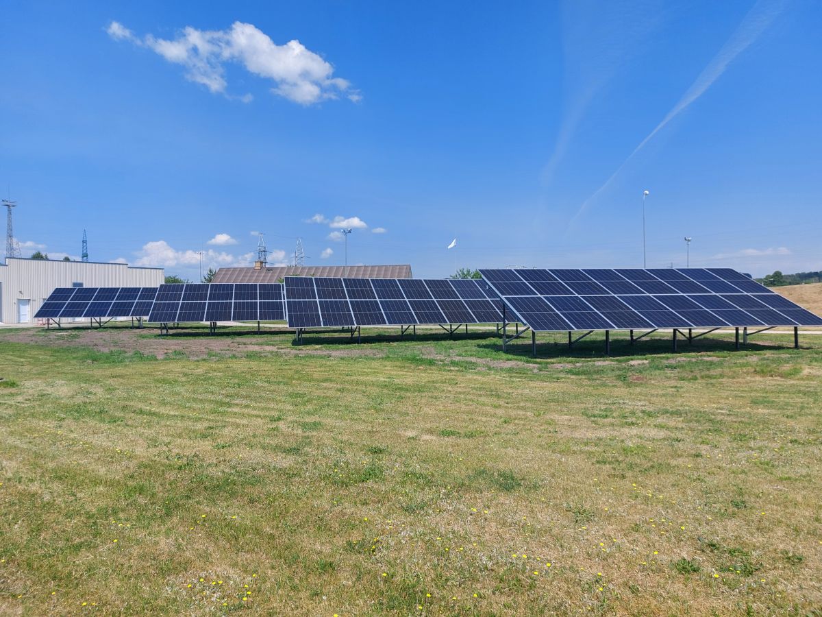 Green energy generation and use in the company's energy supply (project No. PIET-EE2-93 and project No. PIET-EE2-94).